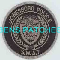 ARKANSAS,JONESBORO POLICE SWAT SUBDUED 2